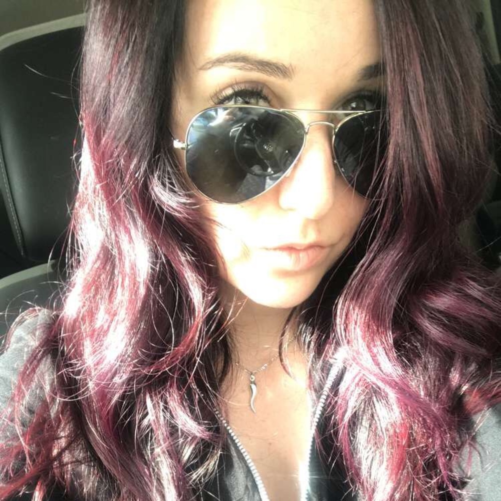 Meet your Posher, Claire